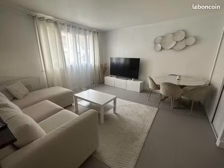 location t3 meublé 56m²