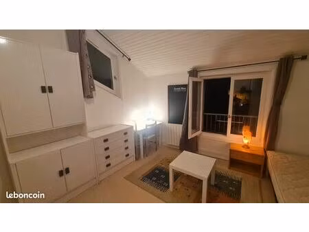 studio meuble refait a neuf 2023 17m2 plein centre yssingeaux parking