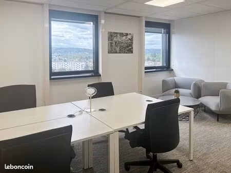 bureau privé à louer pour 5 personnes à rueil malmaison plaine gare