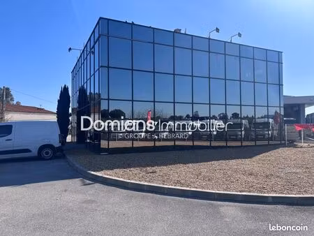 bureau 172 m²