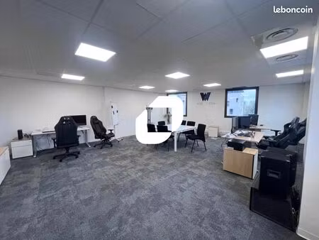 bureau 88 m²