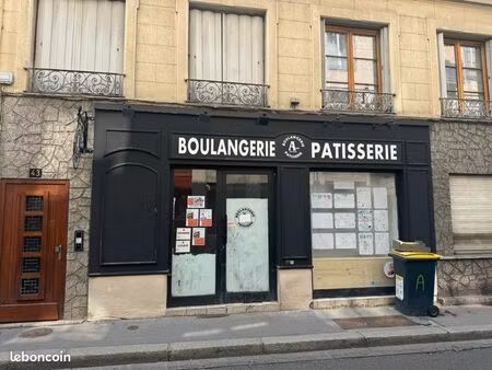 murs local boulangerie louées