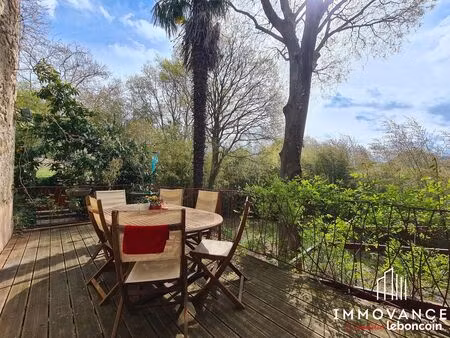 mas 9 pièces 274 m²