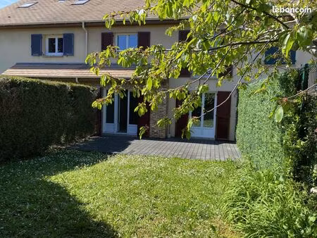 maison 7 pièces 142 m²