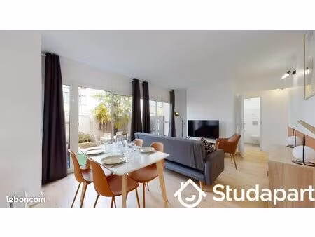 chambre 1 pièce 9 m²