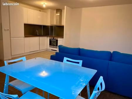 superbe appartement t2 de 44 m²  entièrement meublé  a 5 min de la gare