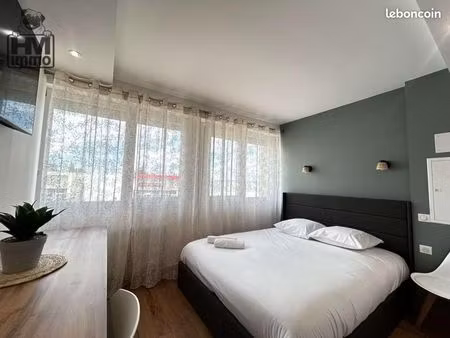studio 1 pièce 20 m²