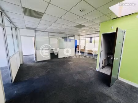 bureau 367 m²