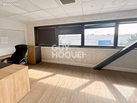 entrepôt 207 m² fontenay tresigny