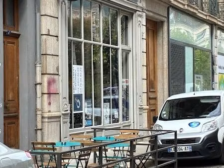 opportunite local commercial 110 m2 emplacement strategique vente