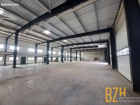 local 381 m² lorient