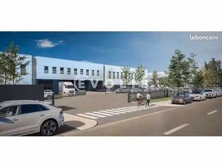 local d'activité 3 254 m²
