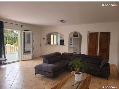 ? maison familiale au calme absolu – 107 m² sur 900 m² de terrain piscinable ?
