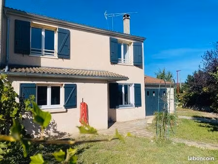 maison familiale 4 chambres -122m² avec piscine