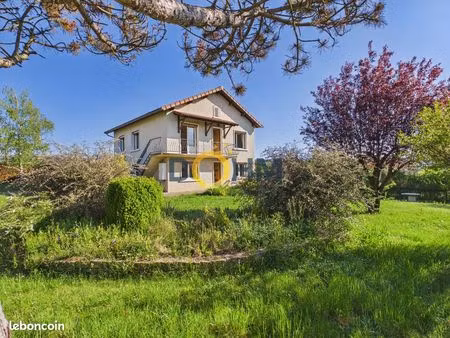 maison 6 pièces 133 m²