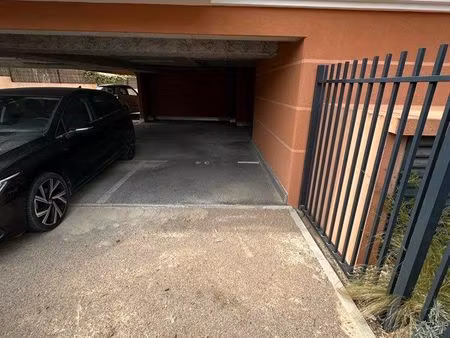 place parking quartier costebelle