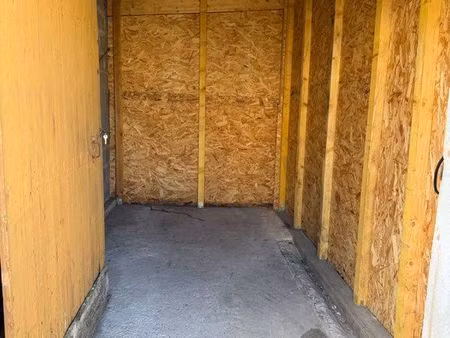 box 15m3 à louer