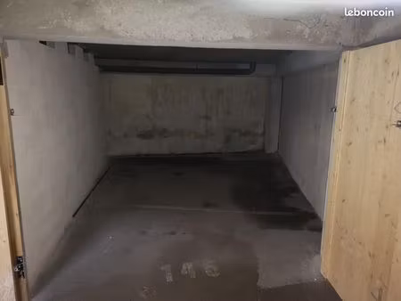garage box stockage barrière pessac