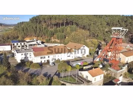 local 191 m² saint-martin-de-valgalgues