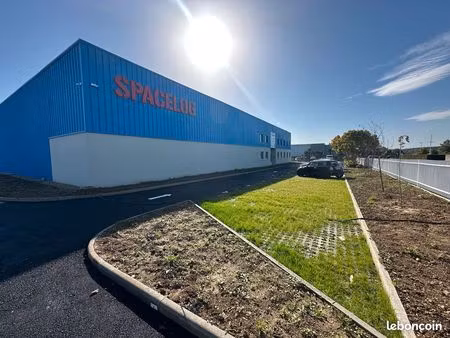 ? local d'activité & box de stockage clé en main – trappes (78) | spacelog