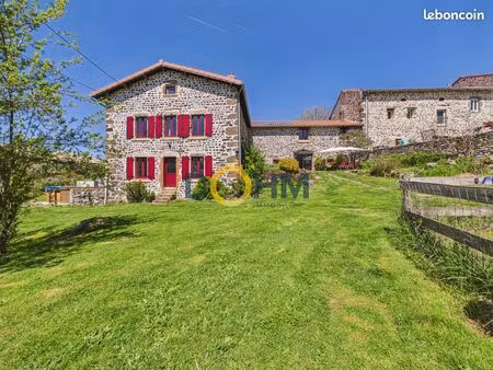propriété 10 pièces 331 m²
