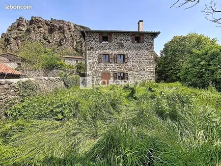 immeuble 11 pièces 330 m²