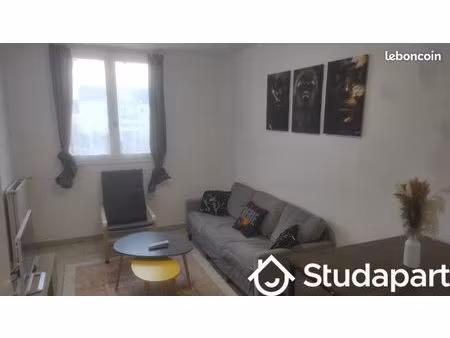 chambre 1 pièce 12 m²