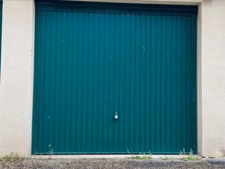 garage / box à vendre – résidence du lac  nantua