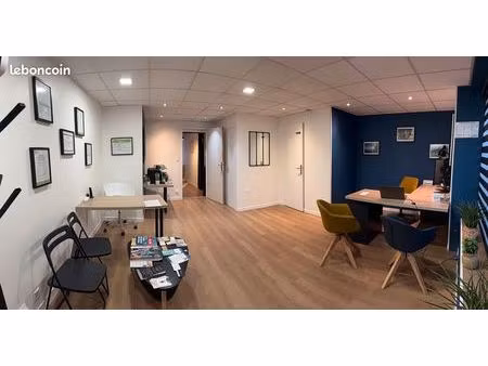 bureaux refaits à neuf – 34 m² + cave voutée – bressols centre – 490/mois