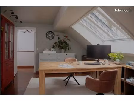 bureau a louer vannes centre