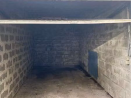 garage box fermé 12 m² – bordeaux jardin public – électricité