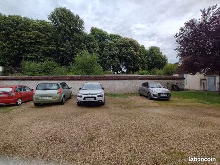 parking à louer provins