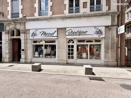 local 77 m² voiron