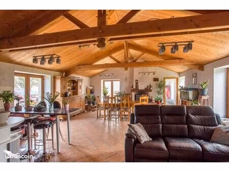 ferme 6 pièces 164 m²