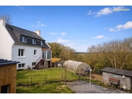 maison non mitoyenne au calme