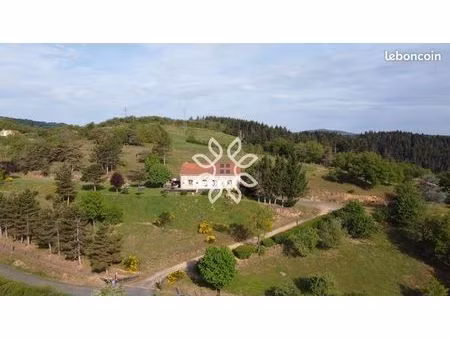 propriété 7 pièces 223 m²