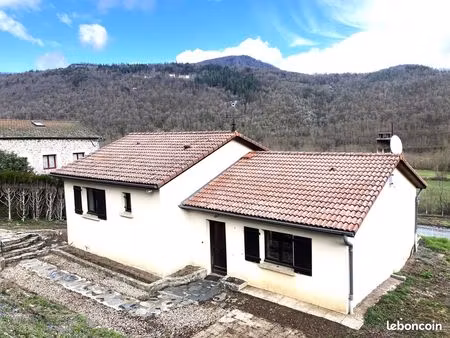 maison 90 m² – 3 chambres – terrain 1580 m² – calme – vorey-sur-arzon