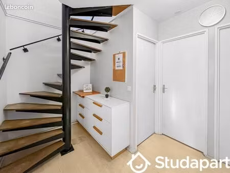 chambre 1 pièce 10 m²