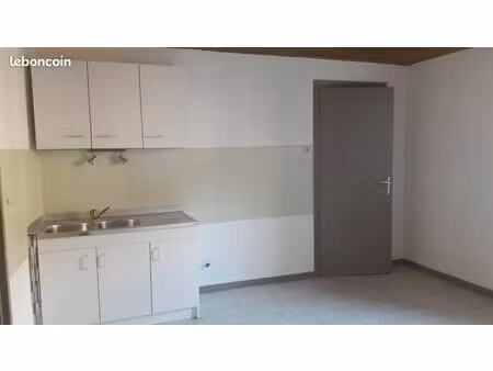 appartement t2 sur cour