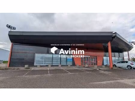 local commercial à louer