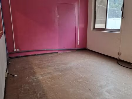 bureaux a louer locaux garages containeur stockage