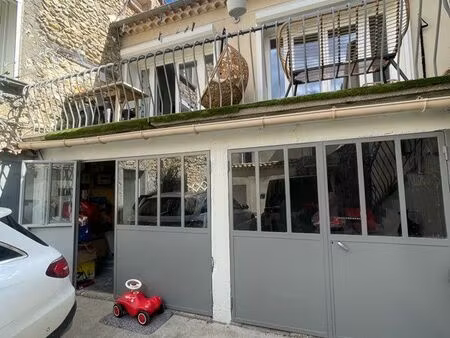 location maison de village 119 m2 3 chambres garage et cours intérieur