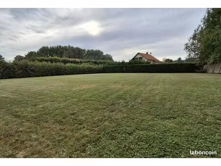 terrain 800 m² baron