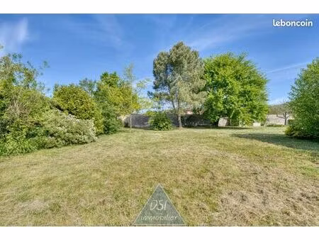 terrain 5 pièces 632 m²