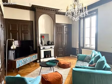 appartement t5 lumineux 107m2