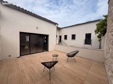 loft en duplex au cœur historique nîmes