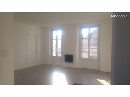 fontainebleau proche hyper centre - appartement 810