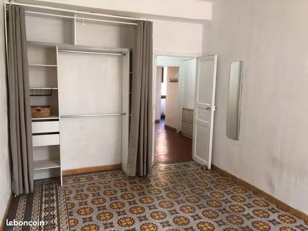 appartement t3 de 67 m2 (proche ecusson)