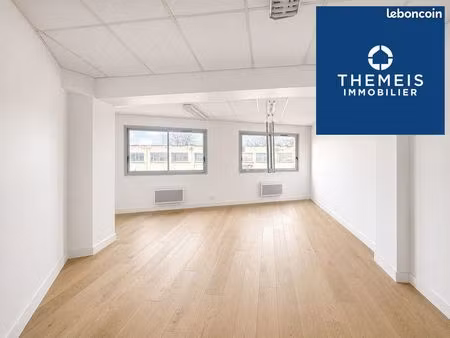 bureaux 32 m² coignieres
