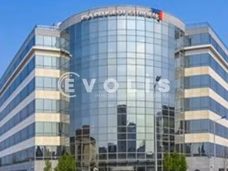 bureaux 15 970 m²